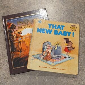(J40) 2 Kids Book Set